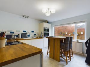 Kitchen- click for photo gallery